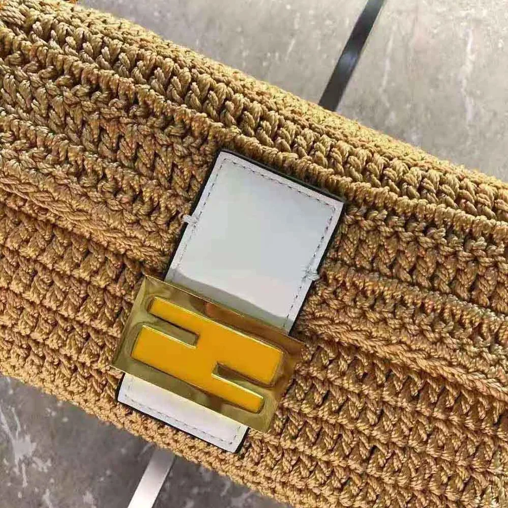 Fendi Baguette Bag in Traditional Cotton Crochet Bag for Women in Orange Fendi Baguette Bag in Traditional Cotton Crochet Bag for Women in Orange