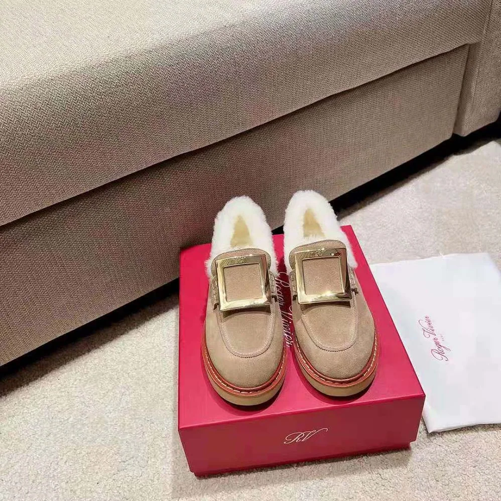 Roger Vivier Viv' Rangers Metal Buckle Fur Loafers for Women Roger Vivier Viv' Rangers Metal Buckle Fur Loafers for Women