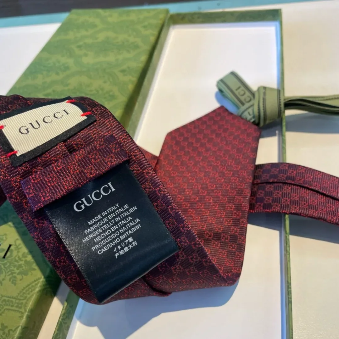 Gucci Monogram Interlocking G Jacquard Burgundy Tie
