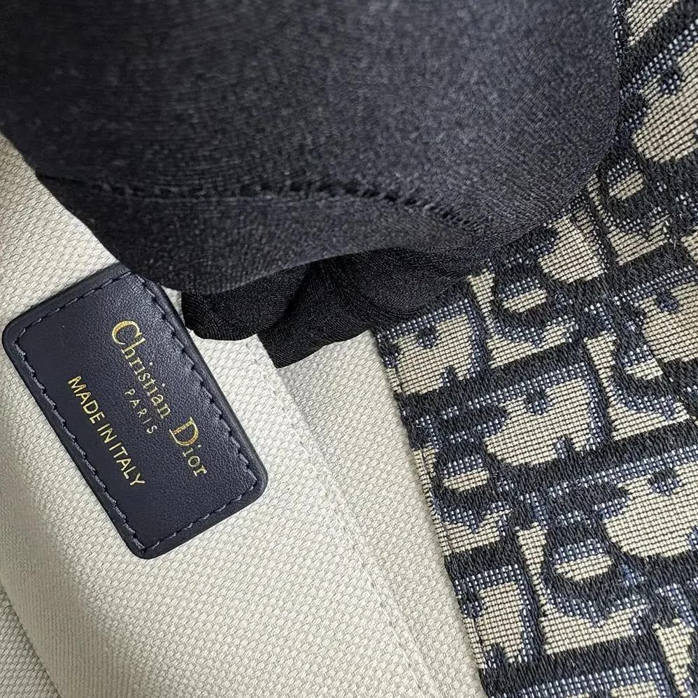 Dior Medium 30 Montaigne Satchel Bag Blue Dior Oblique Jacquard for Women Dior Medium 30 Montaigne Satchel Bag Blue Dior Oblique Jacquard for Women
