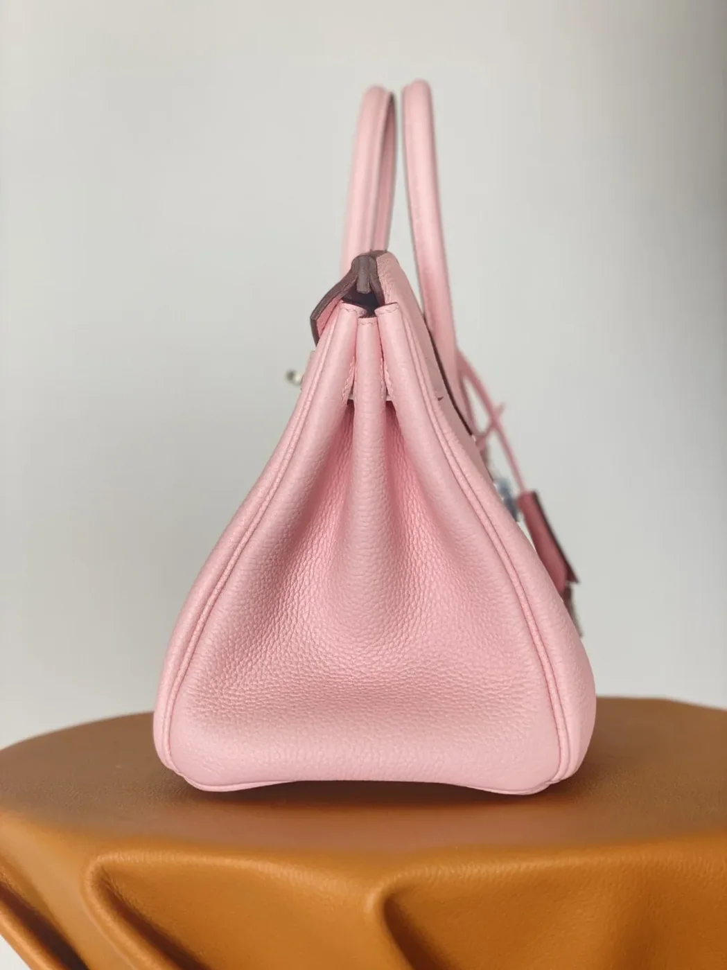 Hermes Birkin Top Handle Bag / Nata Togo Leather Pink Silver Hardware