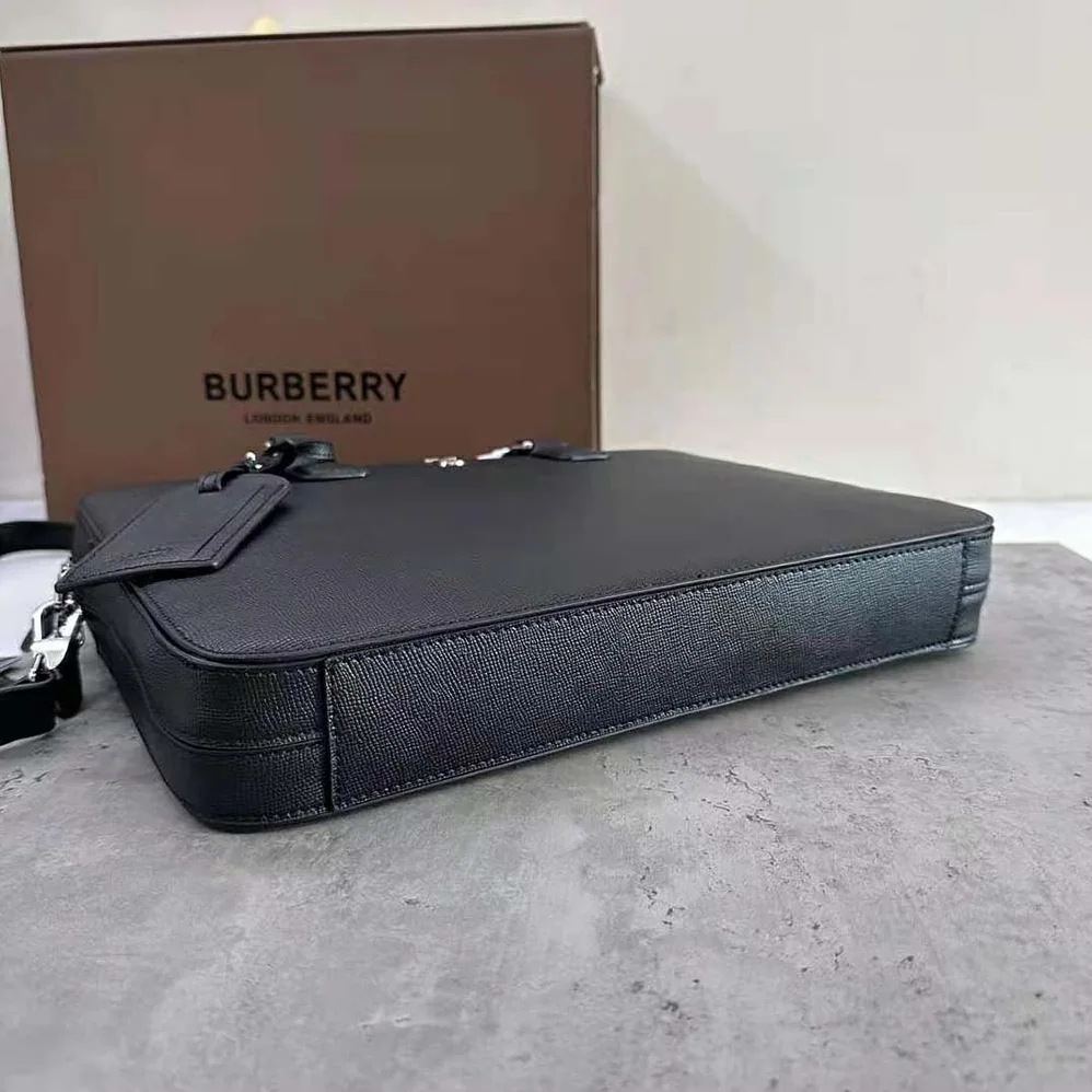 Burberry Slim Ainsworth Briefcase for Men in Black Burberry Slim Ainsworth Briefcase for Men in Black
