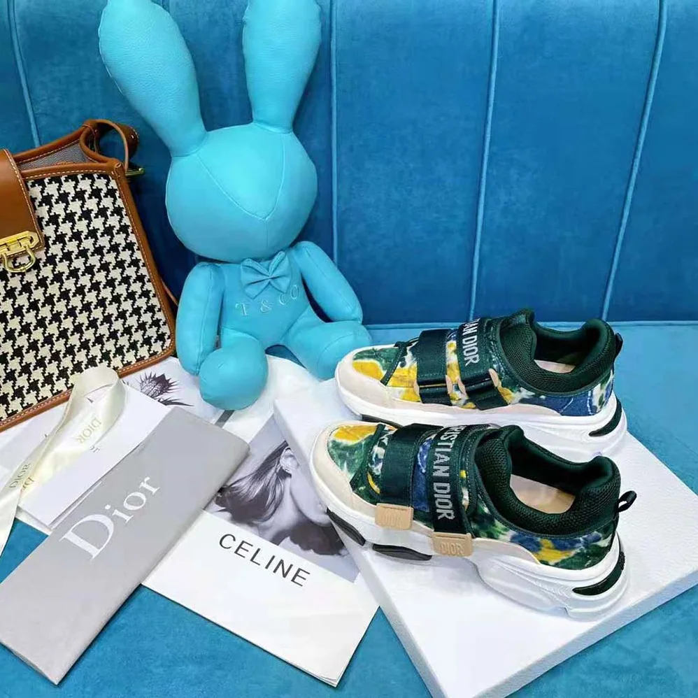 Dior D-Wander Sneaker Cypress Green Camouflage Tie & Dior Technical Fabric for Women Dior D-Wander Sneaker Cypress Green Camouflage Tie & Dior Technical Fabric for Women