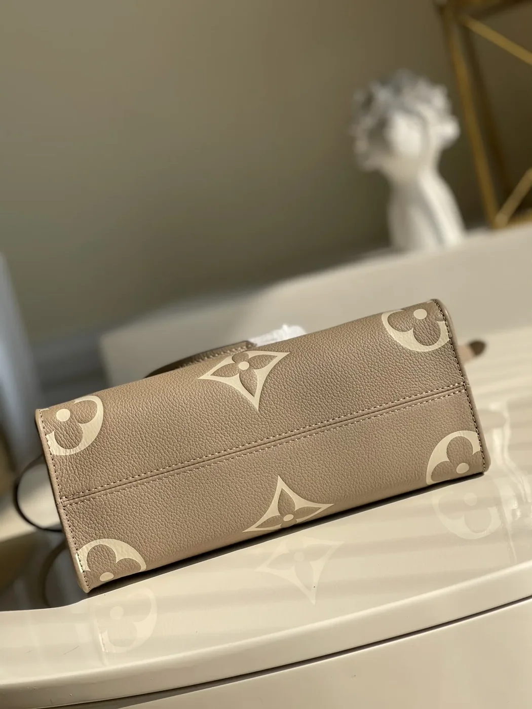 Louis Vuitton Handle Bag Light in Brown Louis Vuitton Handle Bag Light in Brown