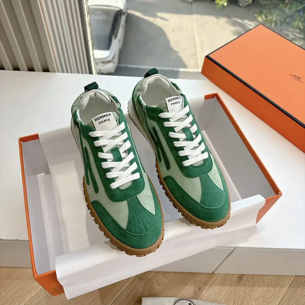 Hermes Jet Sneaker in Technical Canvas and Suede Goatskin for Unisex in Green