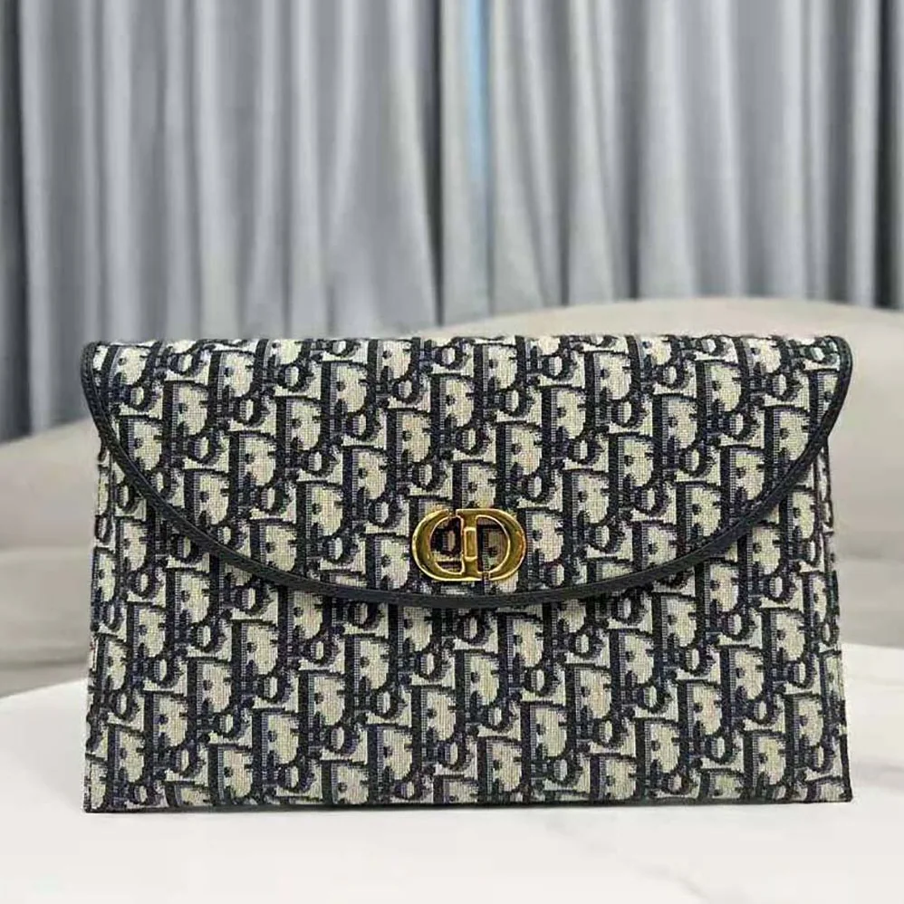 Dior 30 Montaigne Avenue Pouch with Flap Blue Dior Oblique Jacquard for Women Dior 30 Montaigne Avenue Pouch with Flap Blue Dior Oblique Jacquard for Women