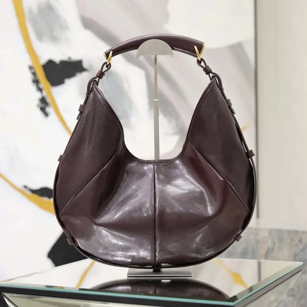 Saint Laurent YSL Mombasa Medium In Leather for Women in Rouge Cabernet