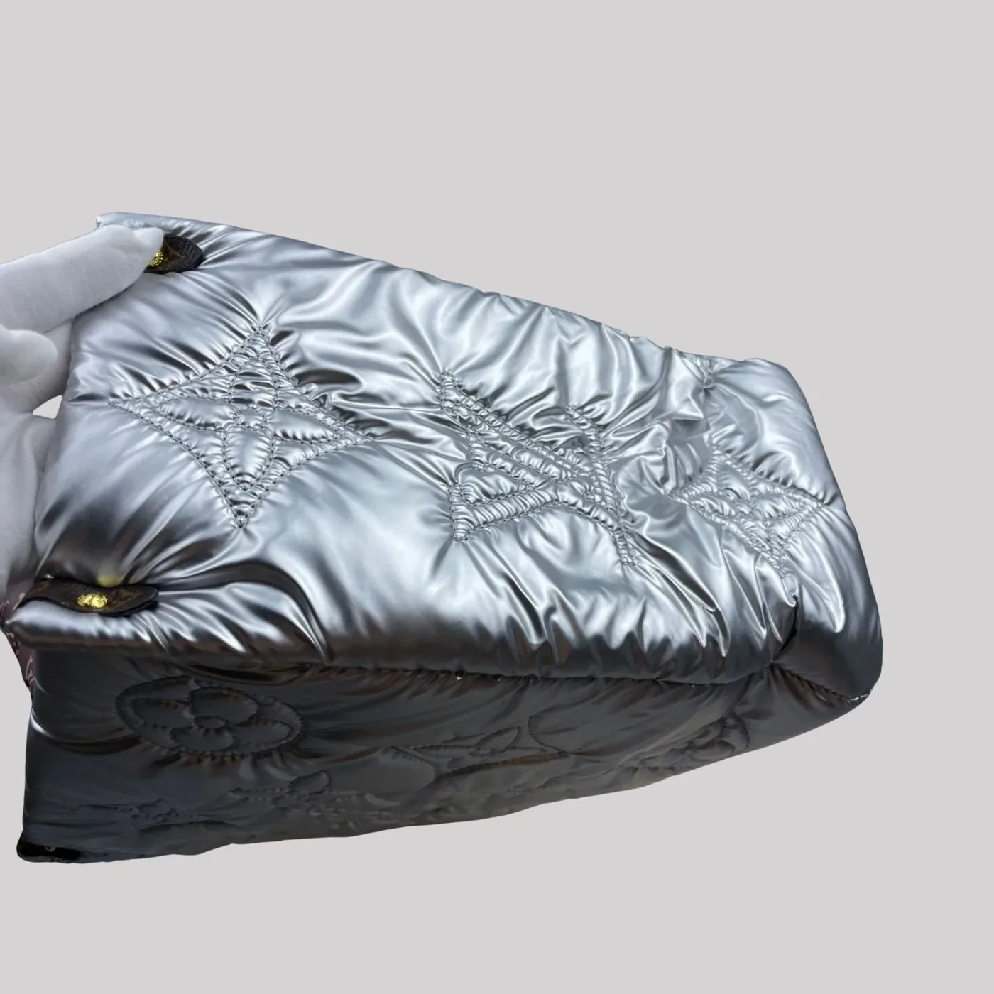 Louis Vuitton Pillow Onthego GM Tote Bag in Silver