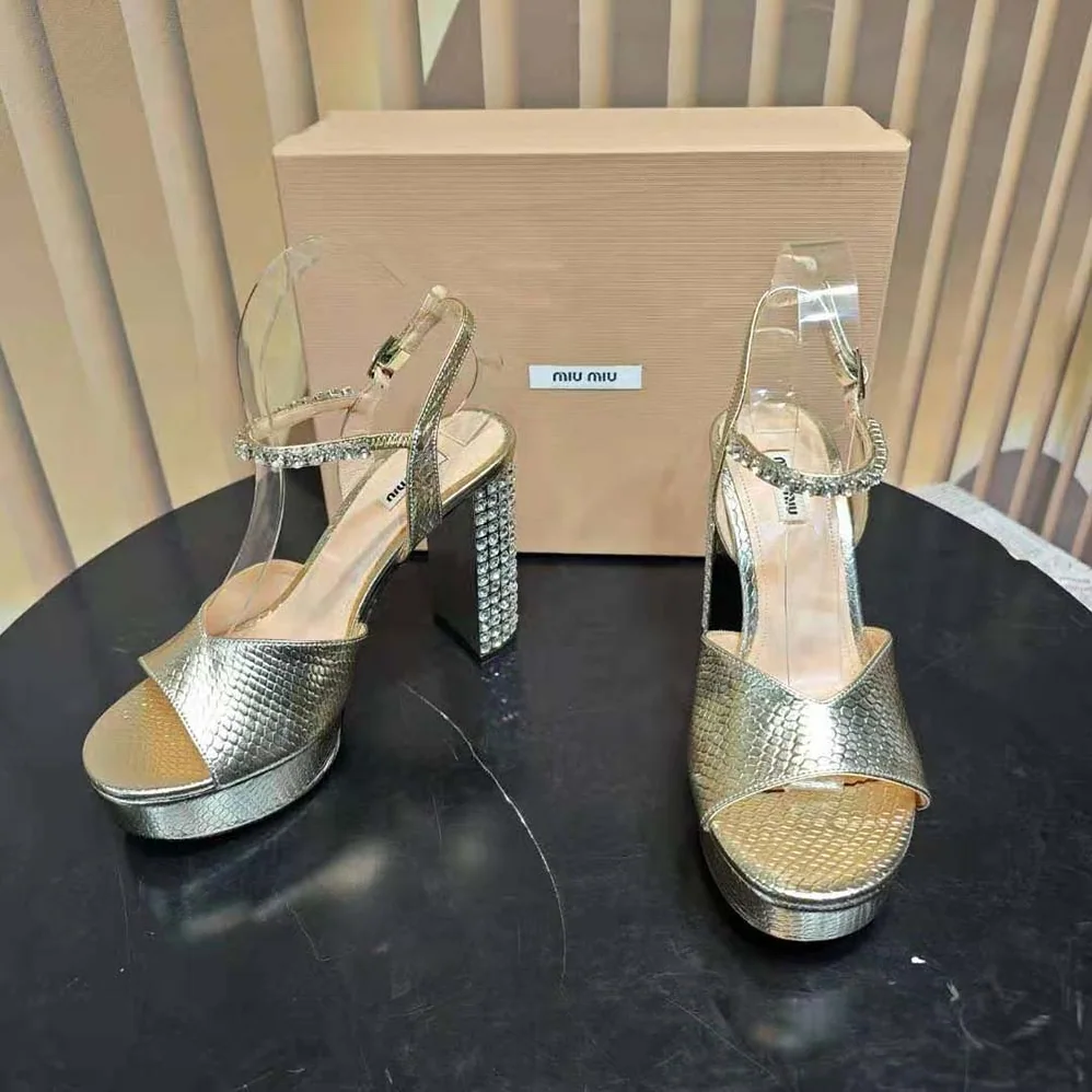 Miu Miu Lizard-print Leather Platform Sandals for Women in Gold Miu Miu Lizard-print Leather Platform Sandals for Women in Gold