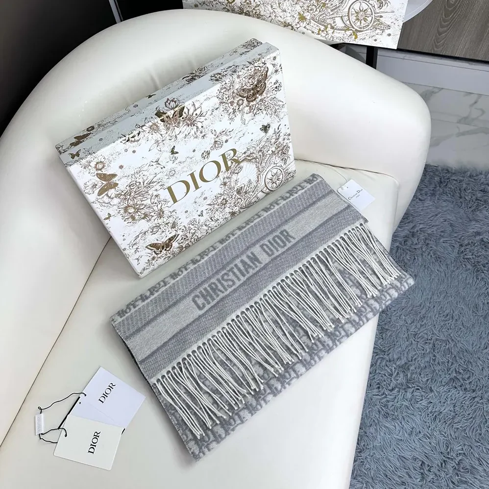Dior Oblique Scarf Ecru and Gray Cashmere for Unisex Dior Oblique Scarf Ecru and Gray Cashmere for Unisex