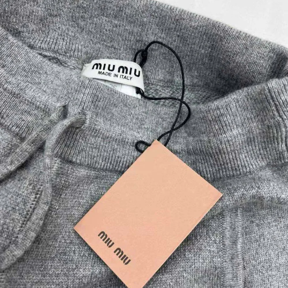 Miu Miu Wool and Cashmere Shorts for Women Miu Miu Wool and Cashmere Shorts for Women