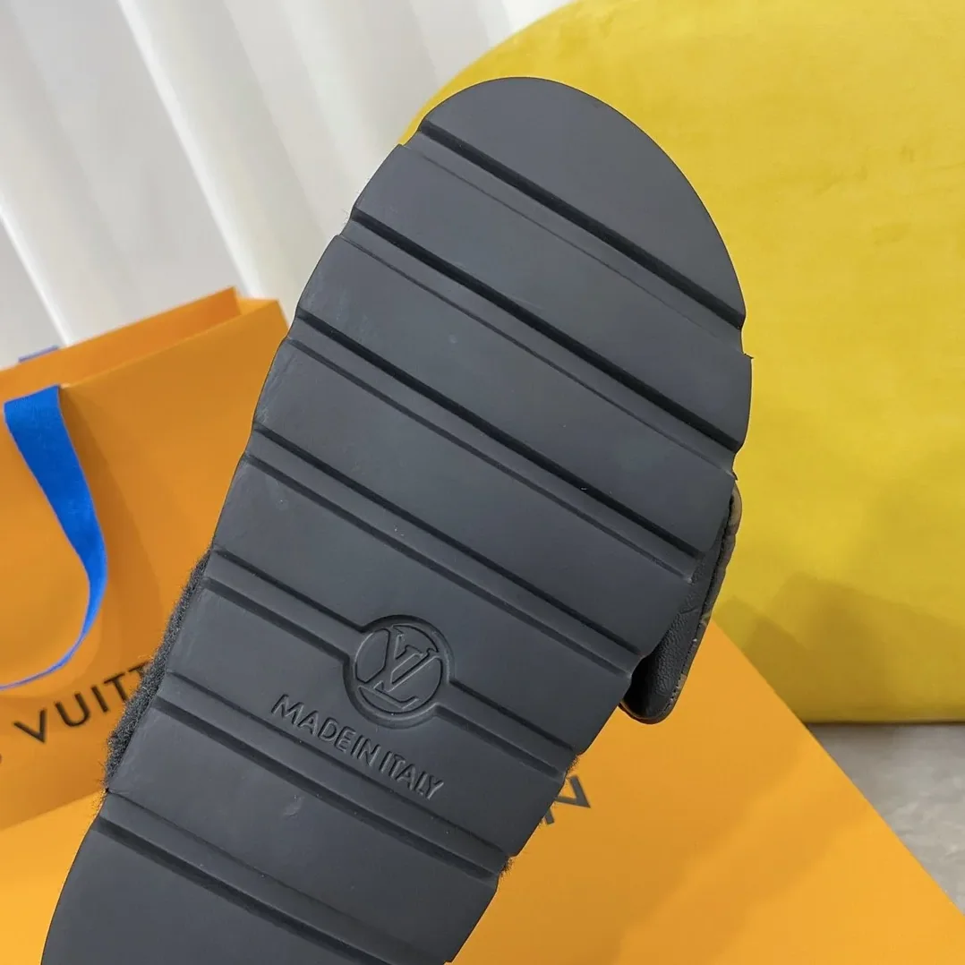 Louis Vuitton Slipper Pillow Flat Comfort Mule Black Louis Vuitton Slipper Pillow Flat Comfort Mule Black