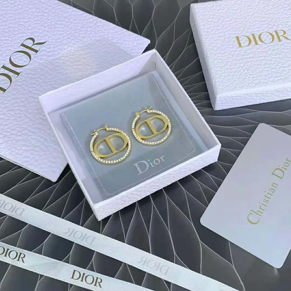 Dior 30 Montaigne Earrings Gold-Finish Metal and White Crystals for Women Dior 30 Montaigne Earrings Gold-Finish Metal and White Crystals for Women