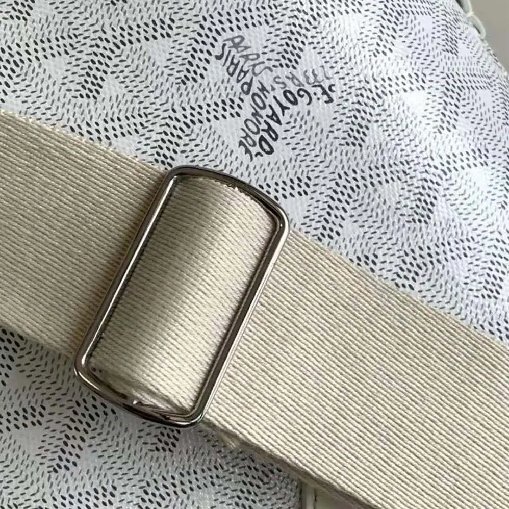 Goyard Vendôme PM Bag for Women in White Goyard Vendôme PM Bag for Women in White