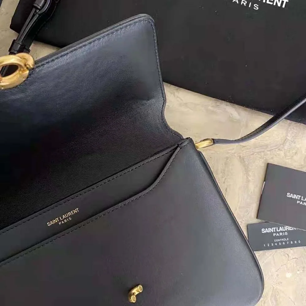 Saint Laurent YSL LE Maillon Satchel in Smooth Leather for Women in Black Saint Laurent YSL LE Maillon Satchel in Smooth Leather for Women in Black