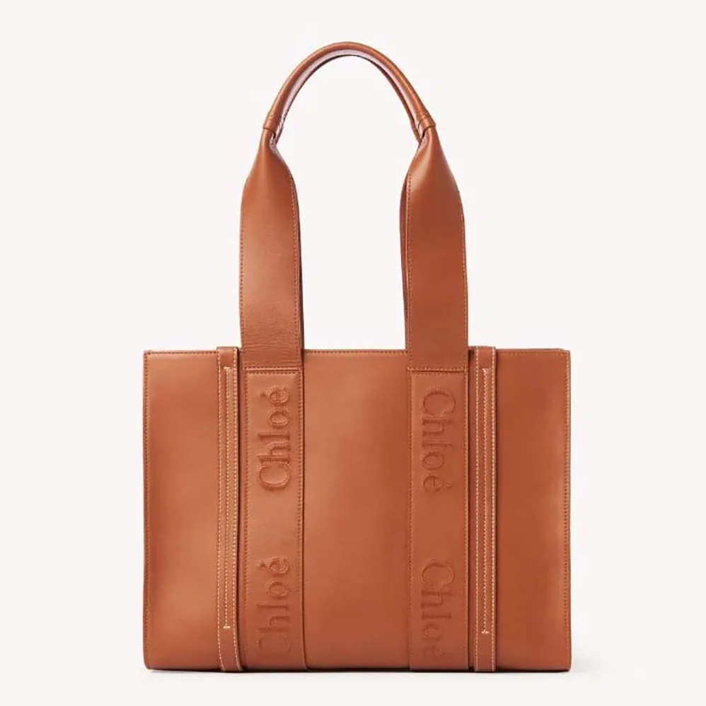 Chloe Medium Woody Tote Bag for Women in Brown Chloe Medium Woody Tote Bag for Women in Brown