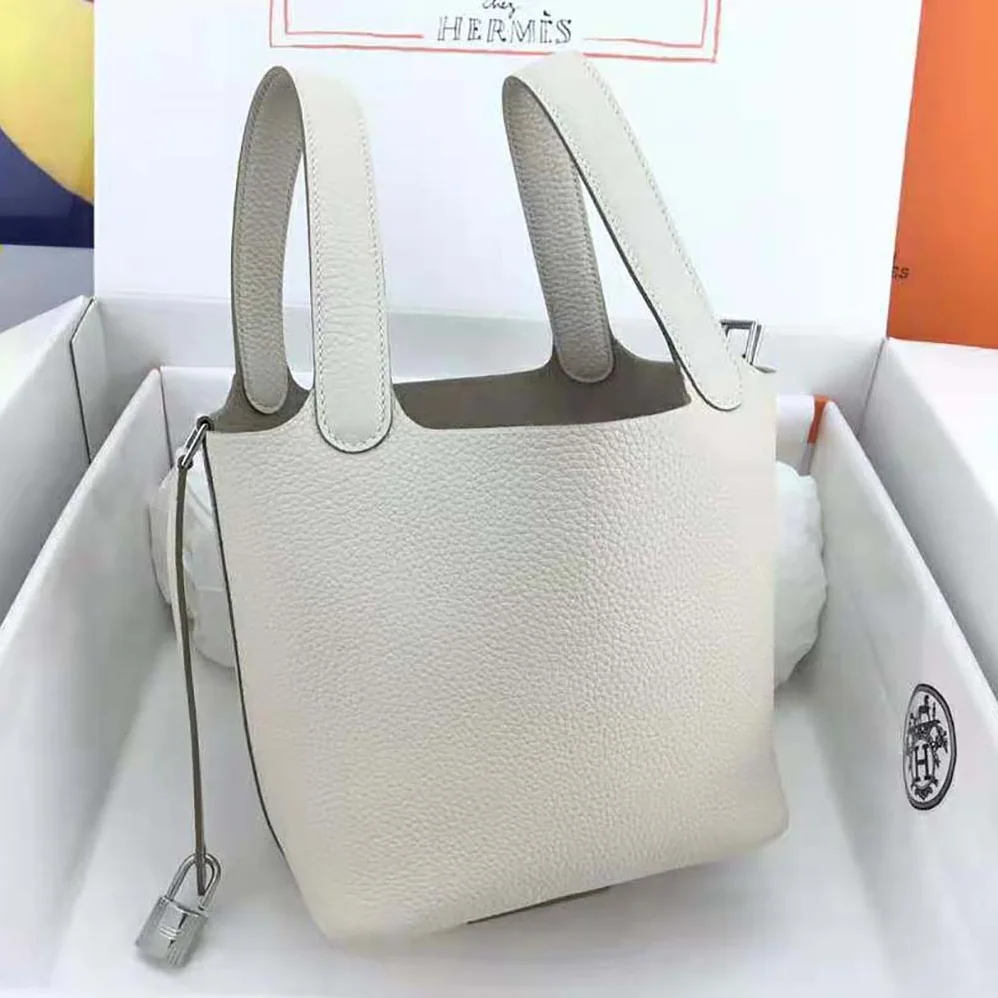 Hermes Picotin Lock 22cm in Clémence leather for Women in White