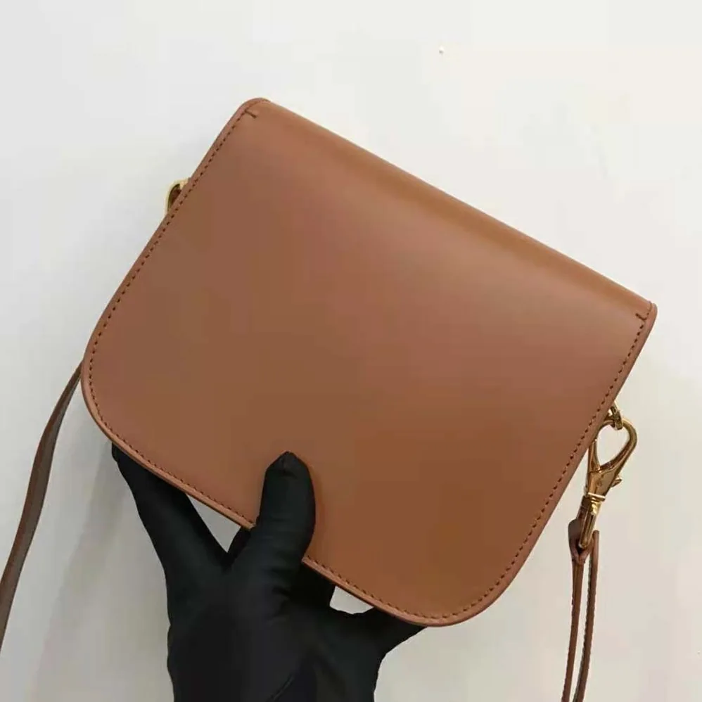 Burberry Leather Small Elizabeth Bag for Women in Brown