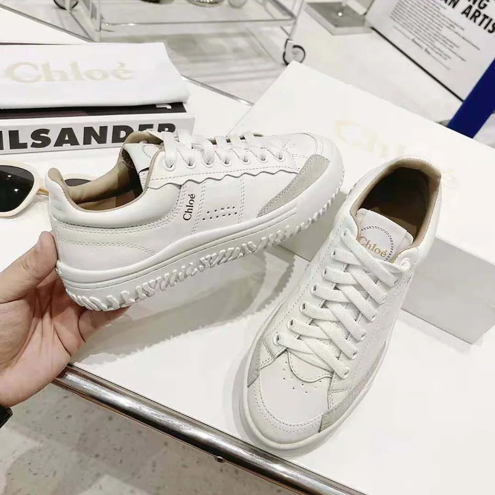 Chloe Franckie Low-Top Sneaker in Smooth Calfskin for Women in White Chloe Franckie Low-Top Sneaker in Smooth Calfskin for Women in White