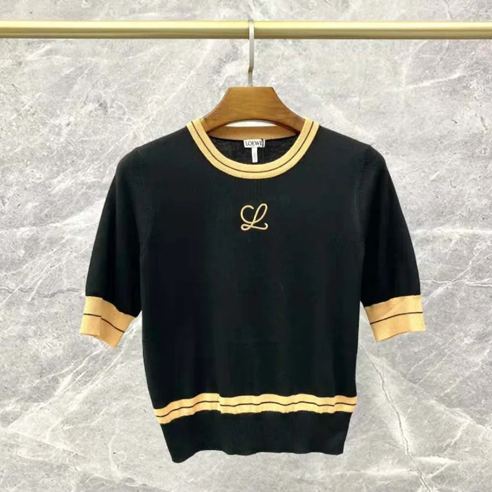 Loewe Cropped Sweater in Wool for Women in Black Loewe Cropped Sweater in Wool for Women in Black