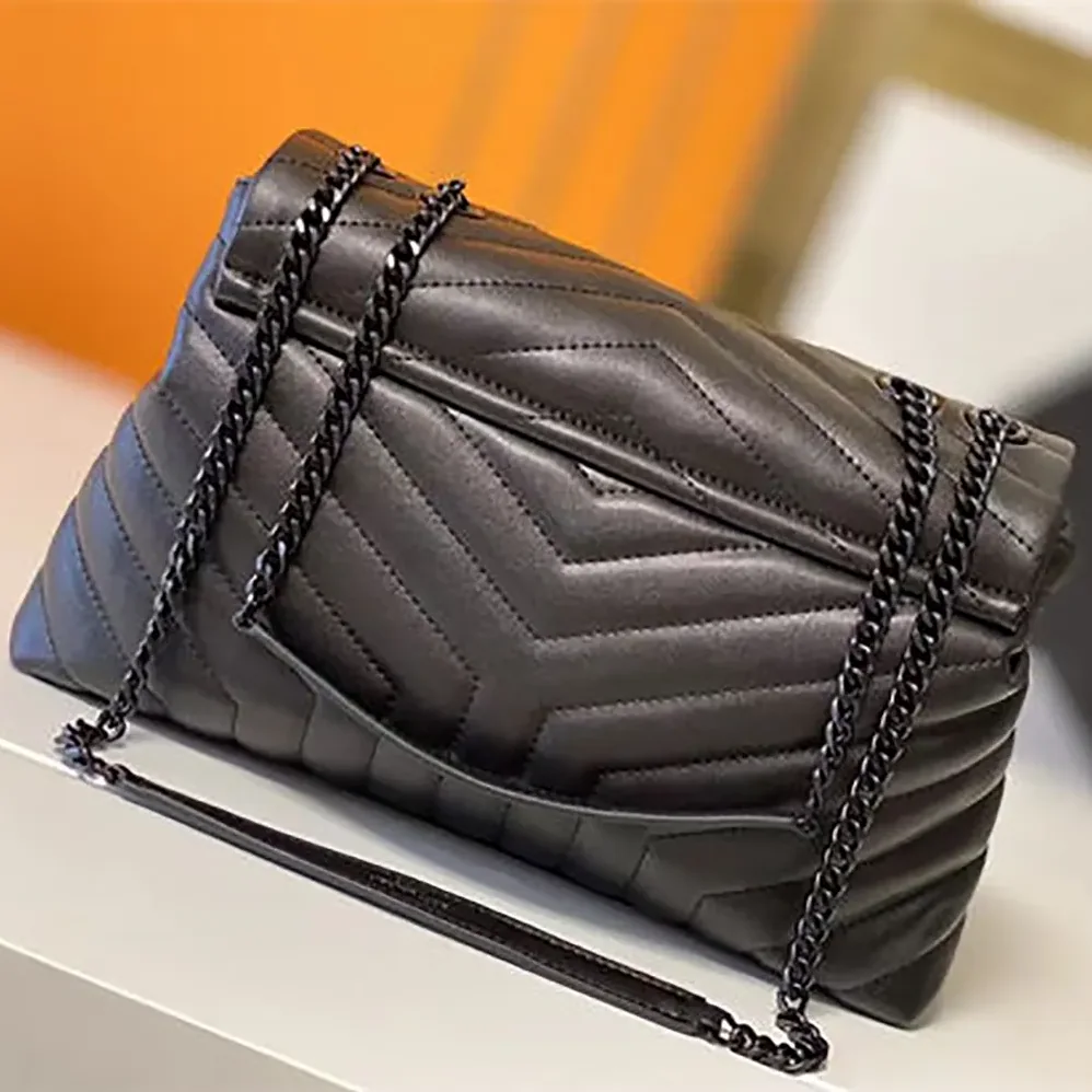 Saint Laurent YSL Loulou Medium in Matelassé “Y” Leather for Women in Black Saint Laurent YSL Loulou Medium in Matelassé “Y” Leather for Women in Black