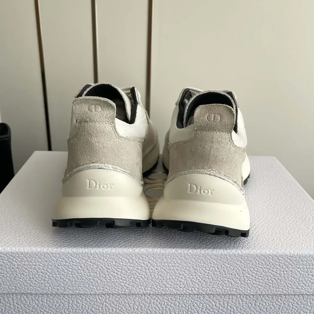Dior Squash Sneaker Dior Gray Suede Calfskin and White Technical Fabric for Unisex