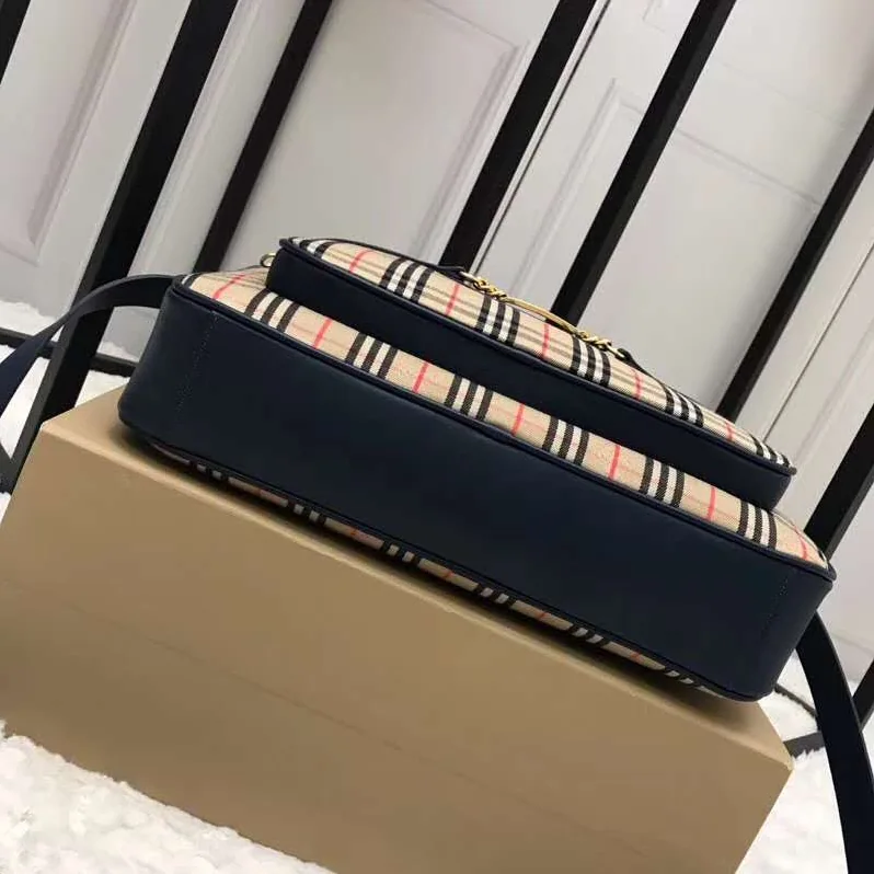 Burberry The Large 1983 Check Link Camera Bag for Unisex in Navy Burberry The Large 1983 Check Link Camera Bag for Unisex in Navy