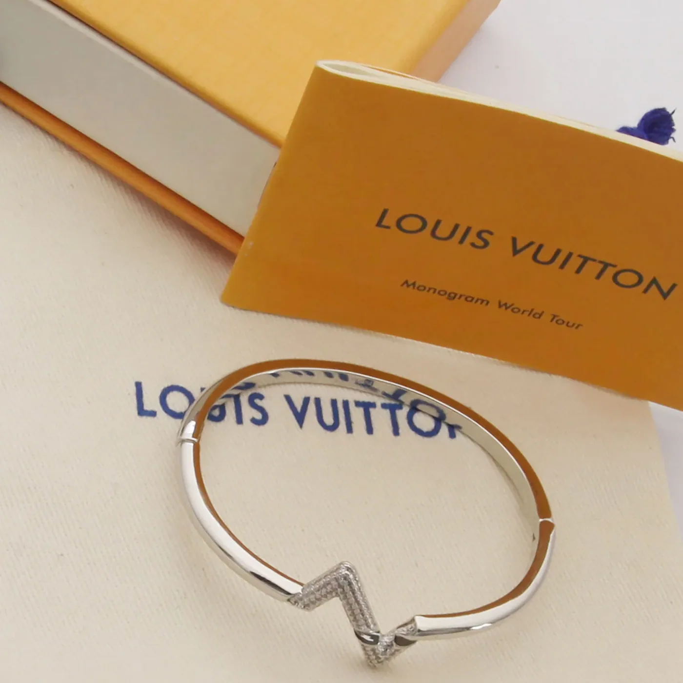 Louis Vuitton Volt Upside Down Bracelet Louis Vuitton Volt Upside Down Bracelet