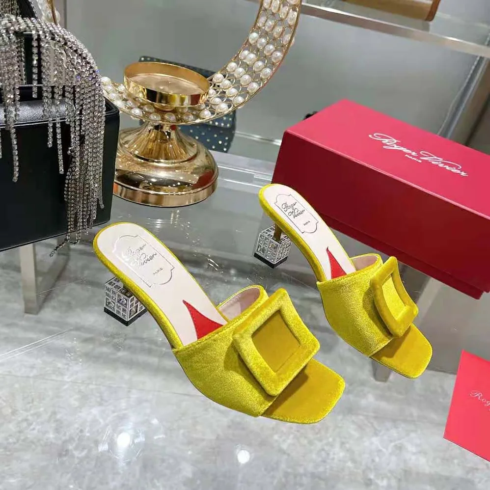 Roger Vivier Cube Strass Heel Mules in Velvet for Women in Yellow