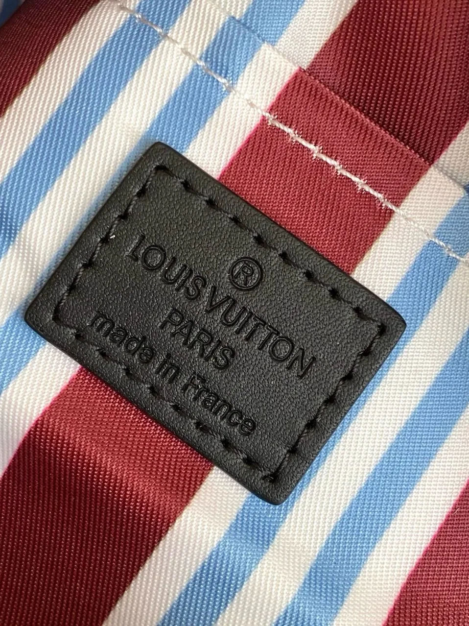 Louis Vuitton Trocadéro Wearable Wallet Blue /