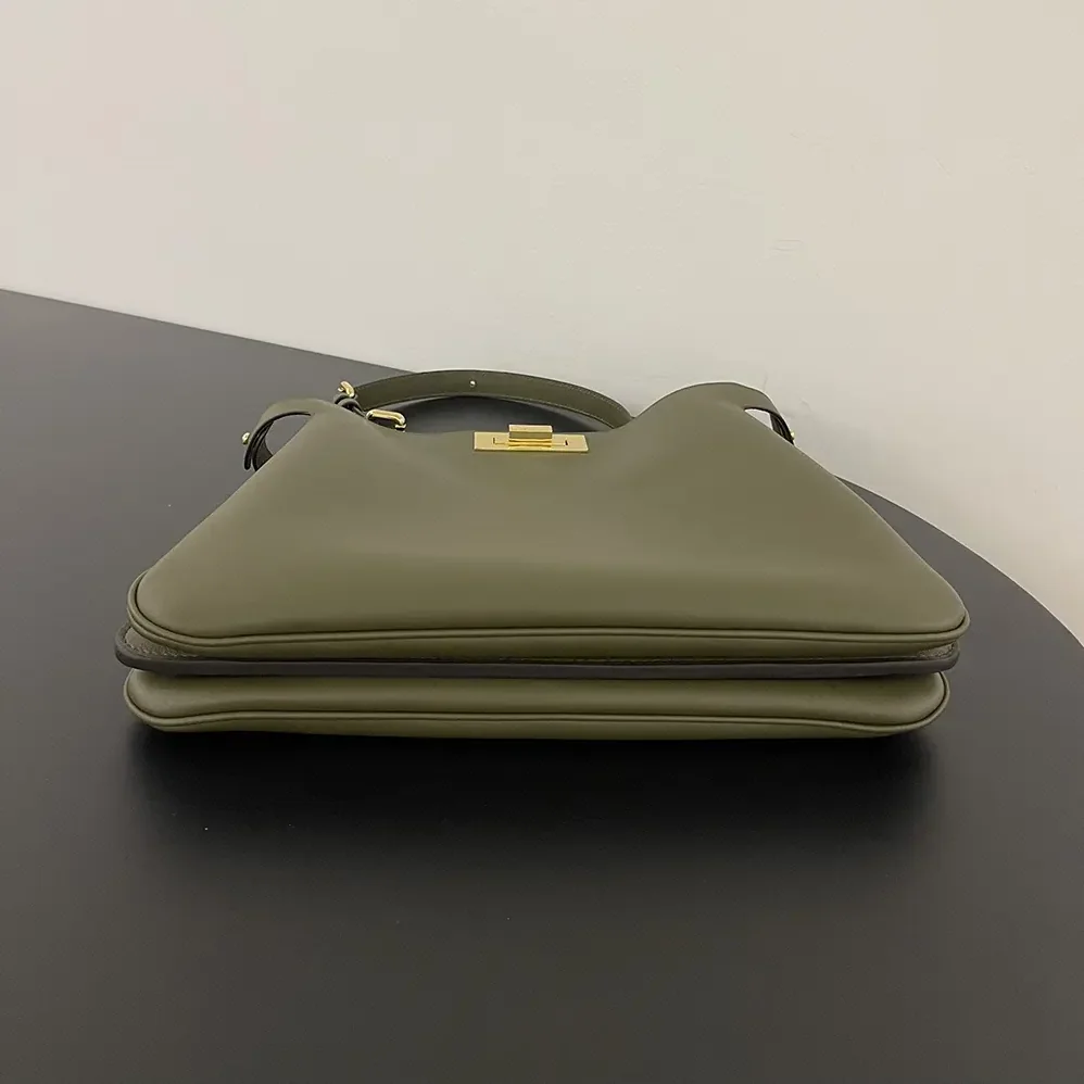 Fendi Peekaboo Soft Medium Green Leather Bag for Women