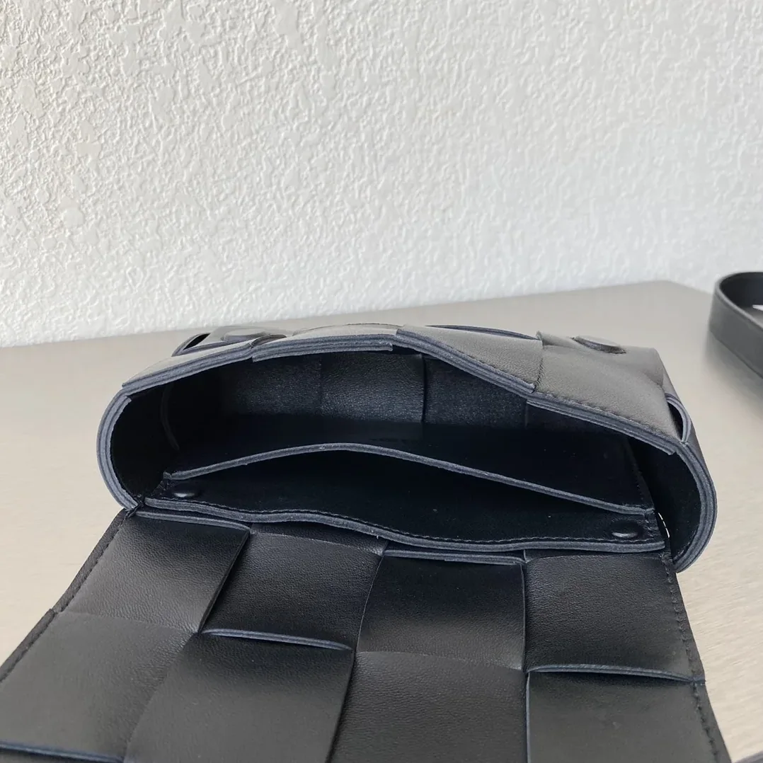 Bottega Veneta Belt Cassette Black Bottega Veneta Belt Cassette Black