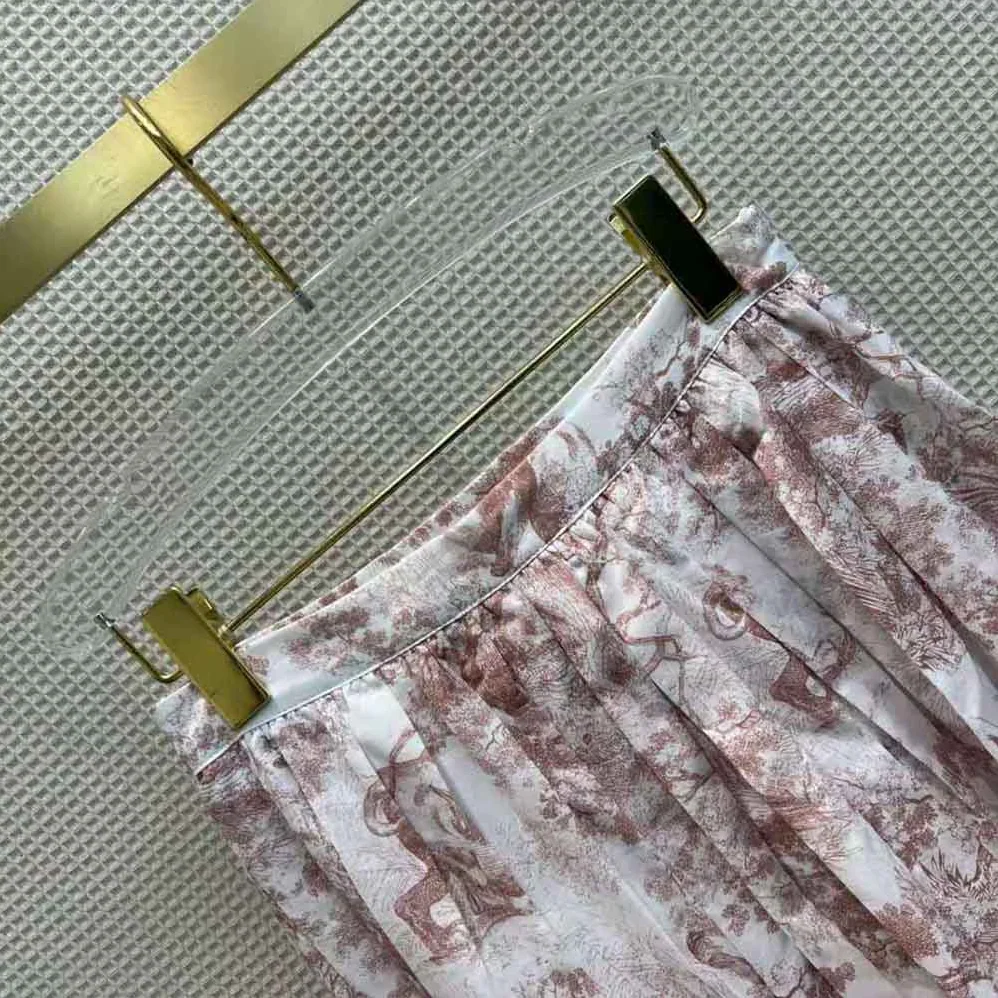 Dior Mid-Length Skirt Rose Des Vents Cotton Muslin with Toile DE Jouy Motif for Women Dior Mid-Length Skirt Rose Des Vents Cotton Muslin with Toile DE Jouy Motif for Women