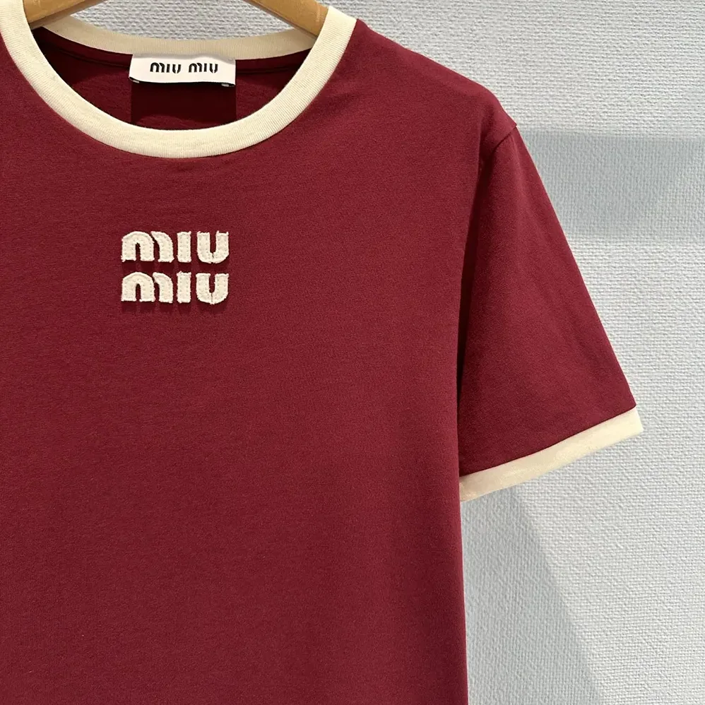 Miu Miu Wool and Cashmere Cardigan for Women in Red Miu Miu Wool and Cashmere Cardigan for Women in Red