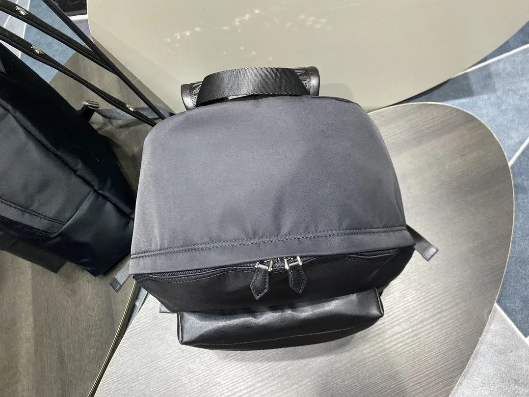 Givenchy Essentiel U Backpack Black , Backpacks in GVC