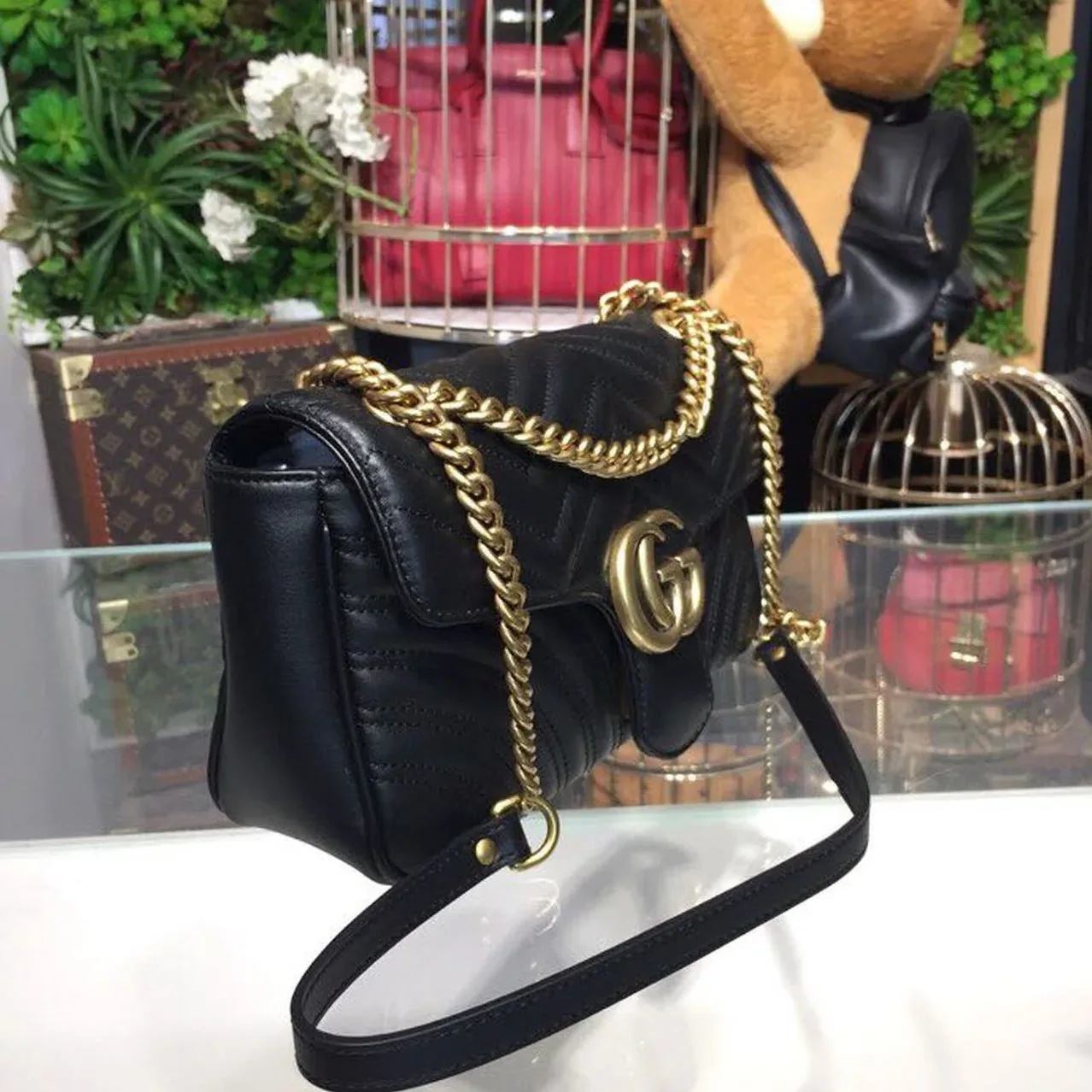 Gucci GG Marmont Small Matelassé Shoulder Bag Black /