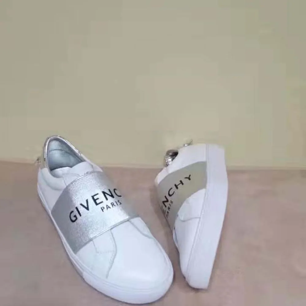 Givenchy Givenchy Paris Metallized Strap Sneakers in Leather for Women in Silver