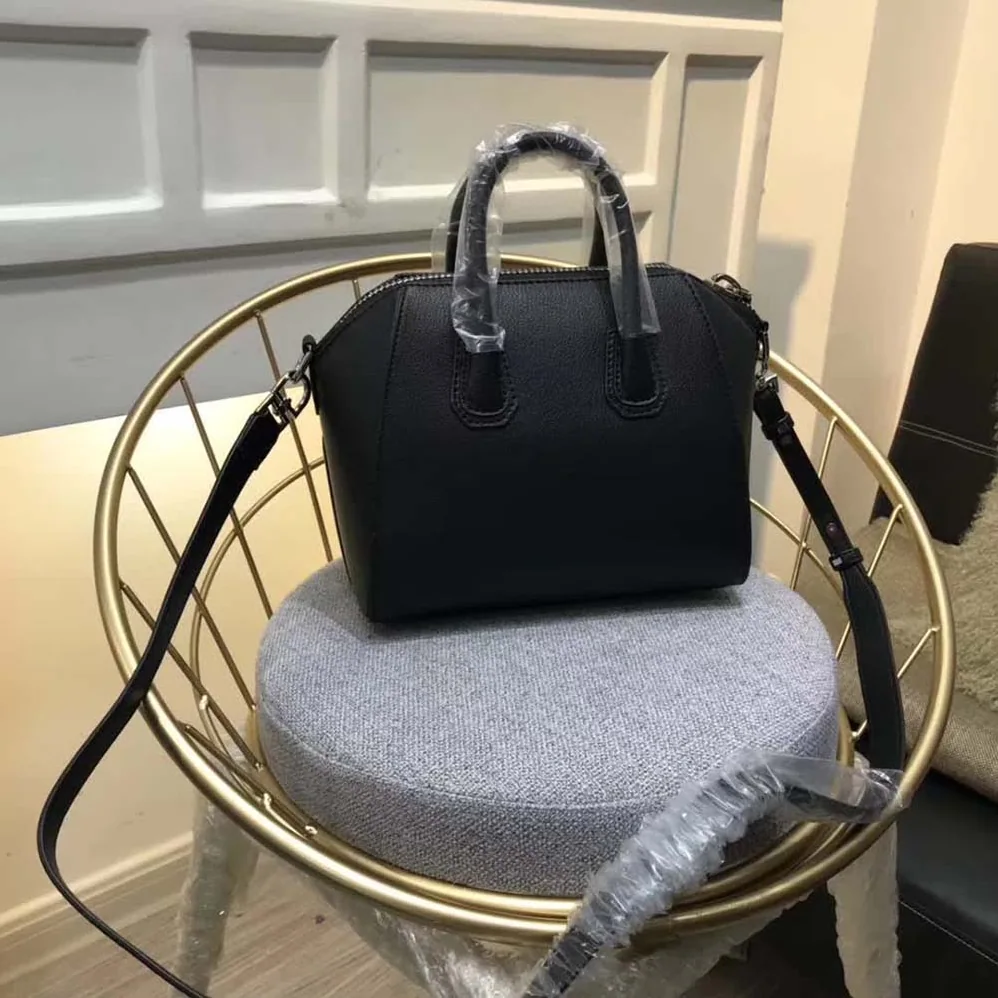 Givenchy Mini Antigona Bag in Grained Leather Givenchy Mini Antigona Bag in Grained Leather