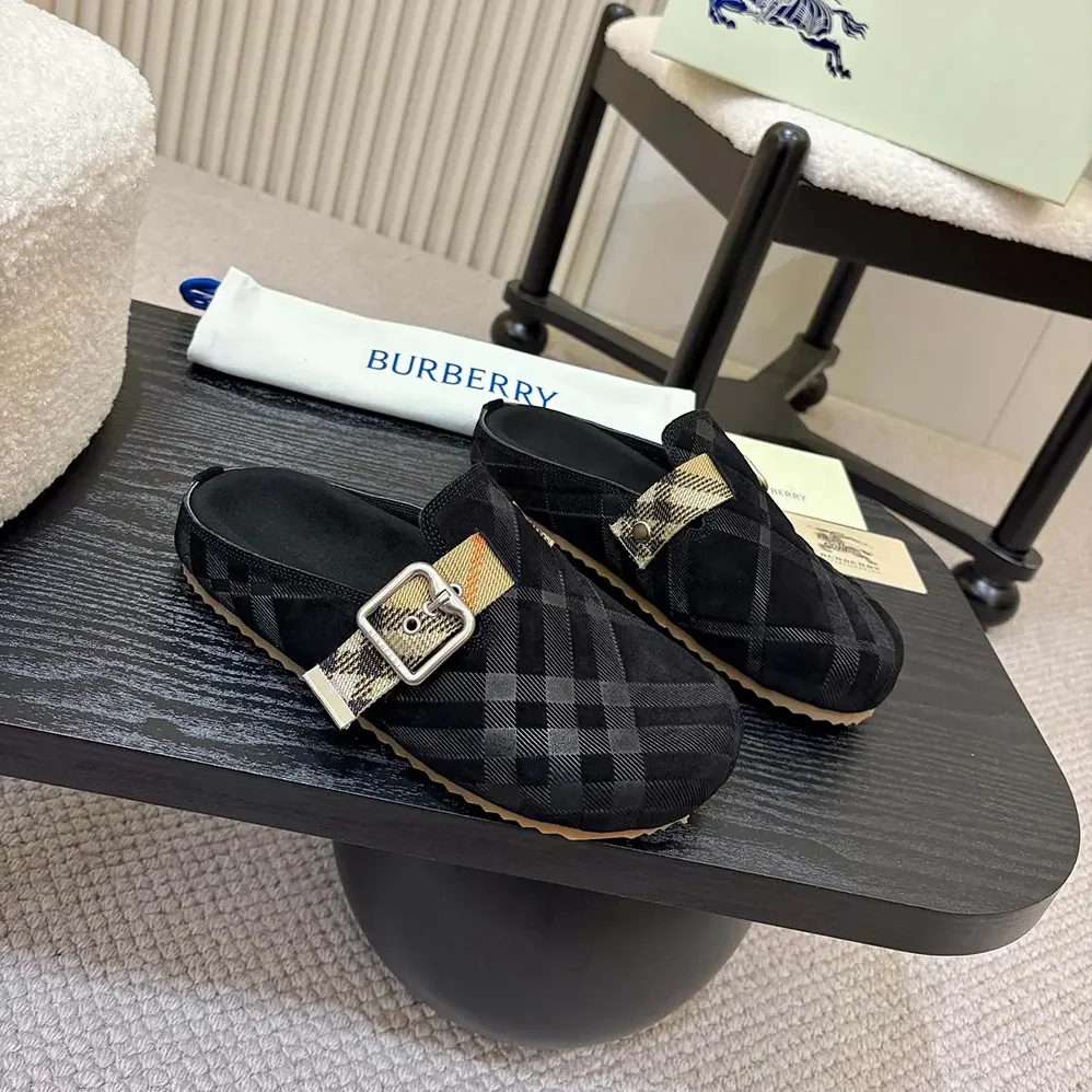 Burberry Check Denim Urchin Clogs for Unisex in Black Burberry Check Denim Urchin Clogs for Unisex in Black