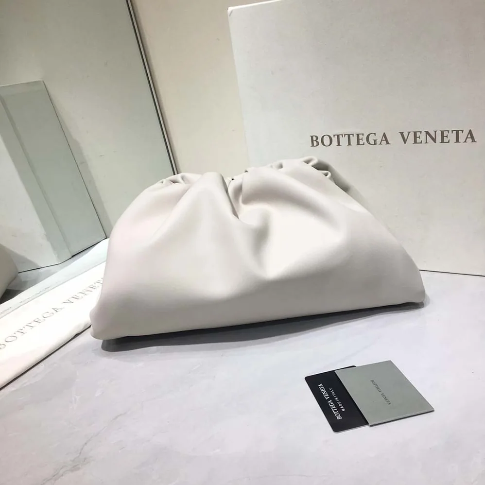 Bottega Veneta Teen Pouch Leather Clutch for Women in White