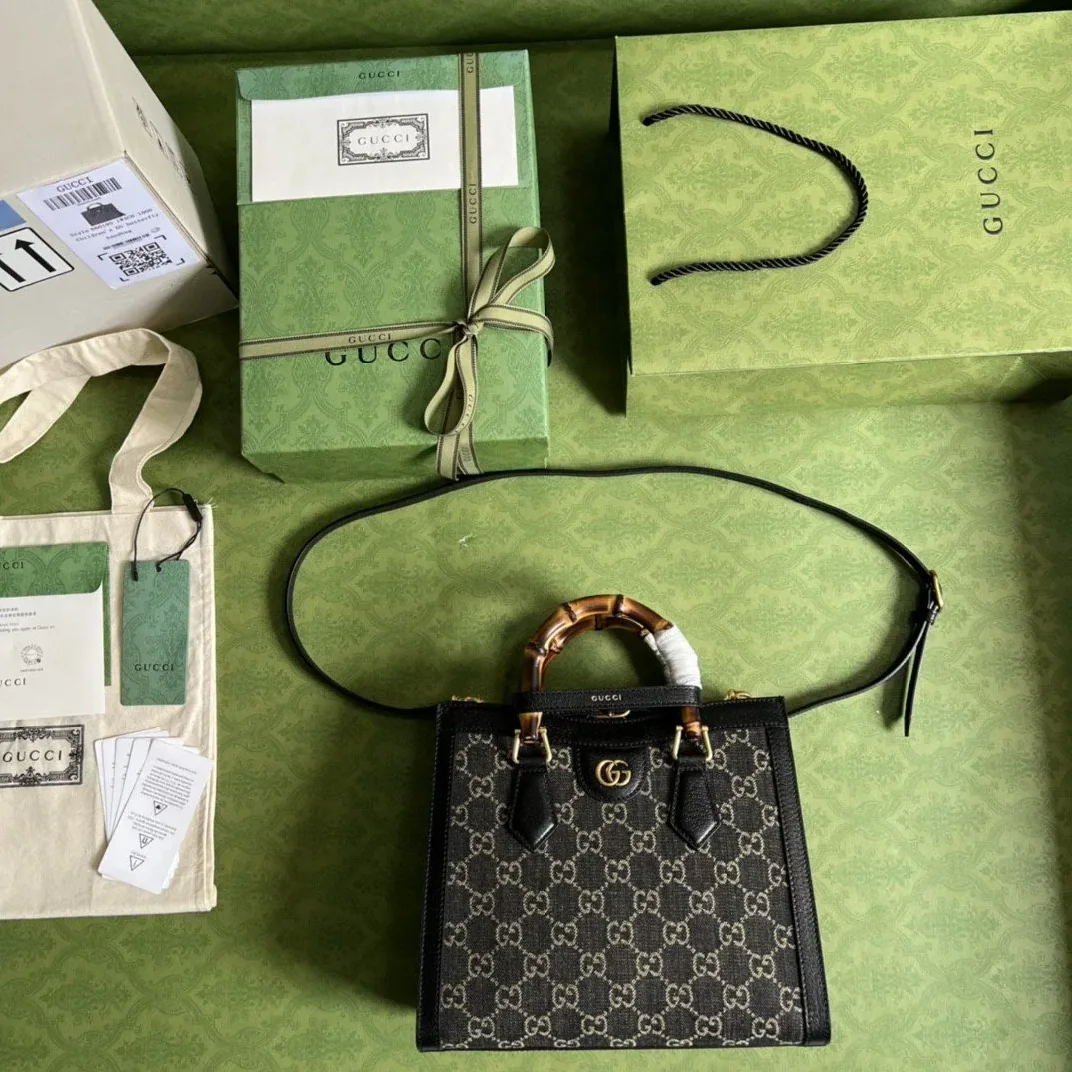 Gucci Diana Small Tote Bag Black / GG Gucci Diana Small Tote Bag Black / GG