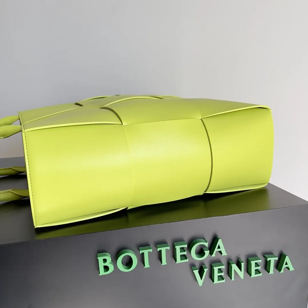 Bottega Veneta Large Arco Tote Bag Yellow Bottega Veneta Large Arco Tote Bag Yellow
