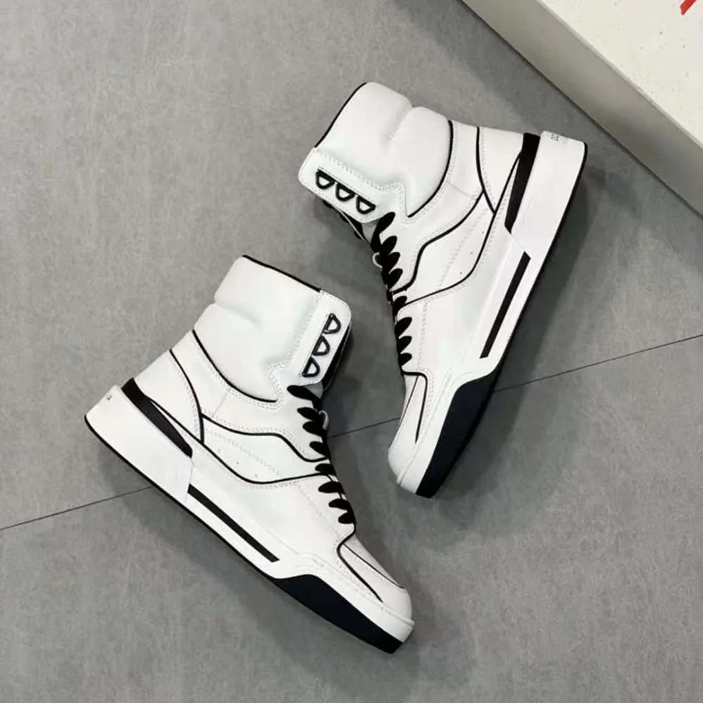 Dolce Gabbana D&G Calfskin Nappa New Roma Mid-Top Sneakers for Unisex in White Dolce Gabbana D&G Calfskin Nappa New Roma Mid-Top Sneakers for Unisex in White