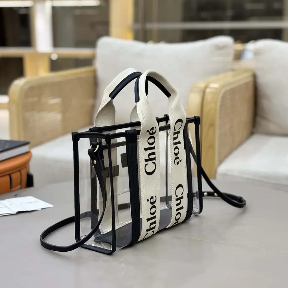 Chloe Small Woody Tote Bag In Jelly & Leather for Women in Black Chloe Small Woody Tote Bag In Jelly & Leather for Women in Black