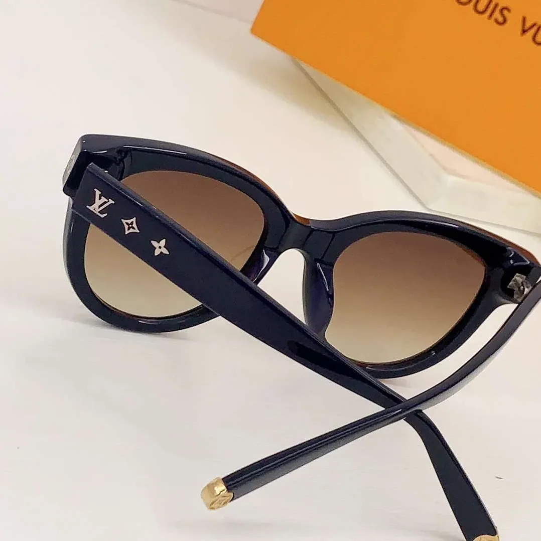 Louis Vuitton Monogram Round Sunglasses Black Louis Vuitton Monogram Round Sunglasses Black