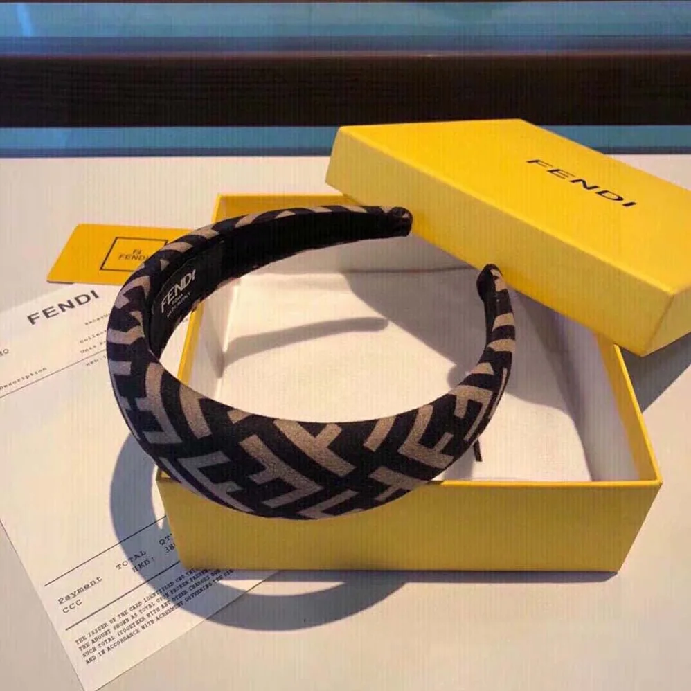 Fendi Headband in Brown Wool Cashmere and Silk for Women Fendi Headband in Brown Wool Cashmere and Silk for Women