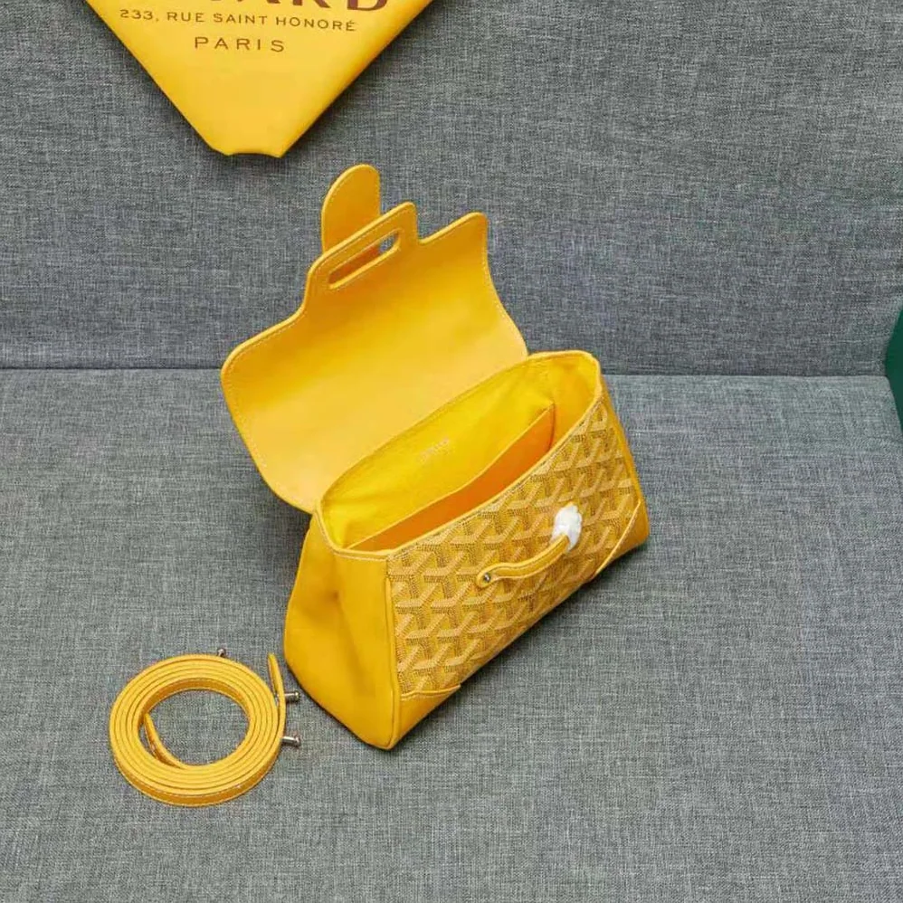 Goyard Sac Saïgon Souple Mini in Toile Goyardine & Chevroches Calfskin for Women in Yellow Goyard Sac Saïgon Souple Mini in Toile Goyardine & Chevroches Calfskin for Women in Yellow