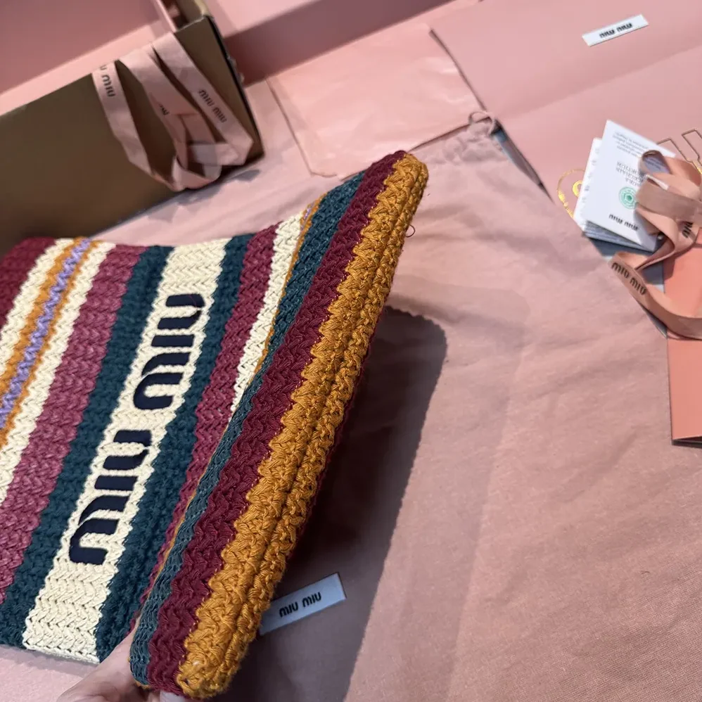 Miu Miu Raffia for Women in Effect Woven Tote Bag