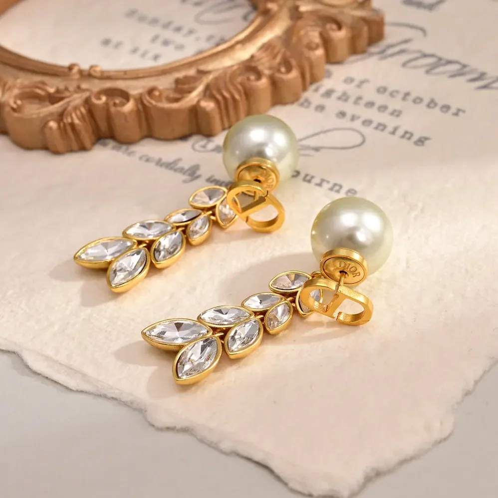Dior Tribales Earrings Gold-Finish Metal with White Resin Pearls and Silver for Women in Tone Crystals Dior Tribales Earrings Gold-Finish Metal with White Resin Pearls and Silver for Women in Tone Crystals