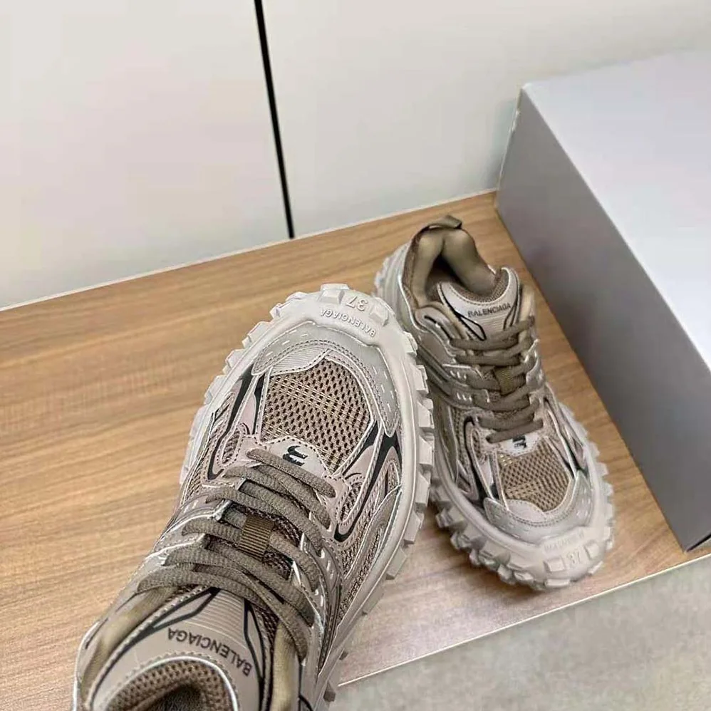 Balenciaga Bouncer Sneaker in Beige Mesh and Nylon for Unisex Balenciaga Bouncer Sneaker in Beige Mesh and Nylon for Unisex
